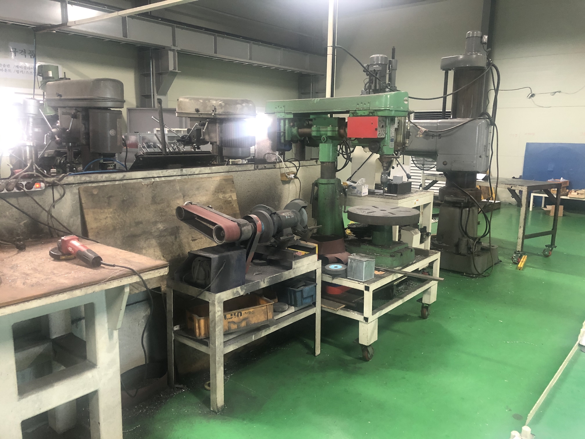 Sanding machine